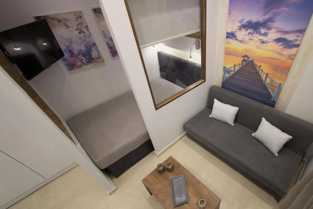 G.Douglas Diamond Apartment Thessaloniki